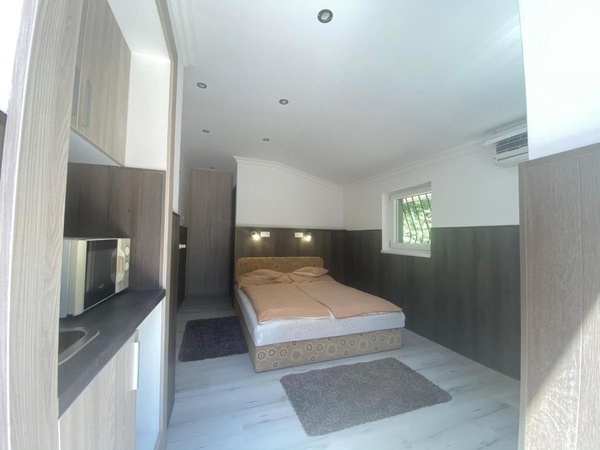 Holiday Apartmanhaz Balatonfüred Buitenkant foto