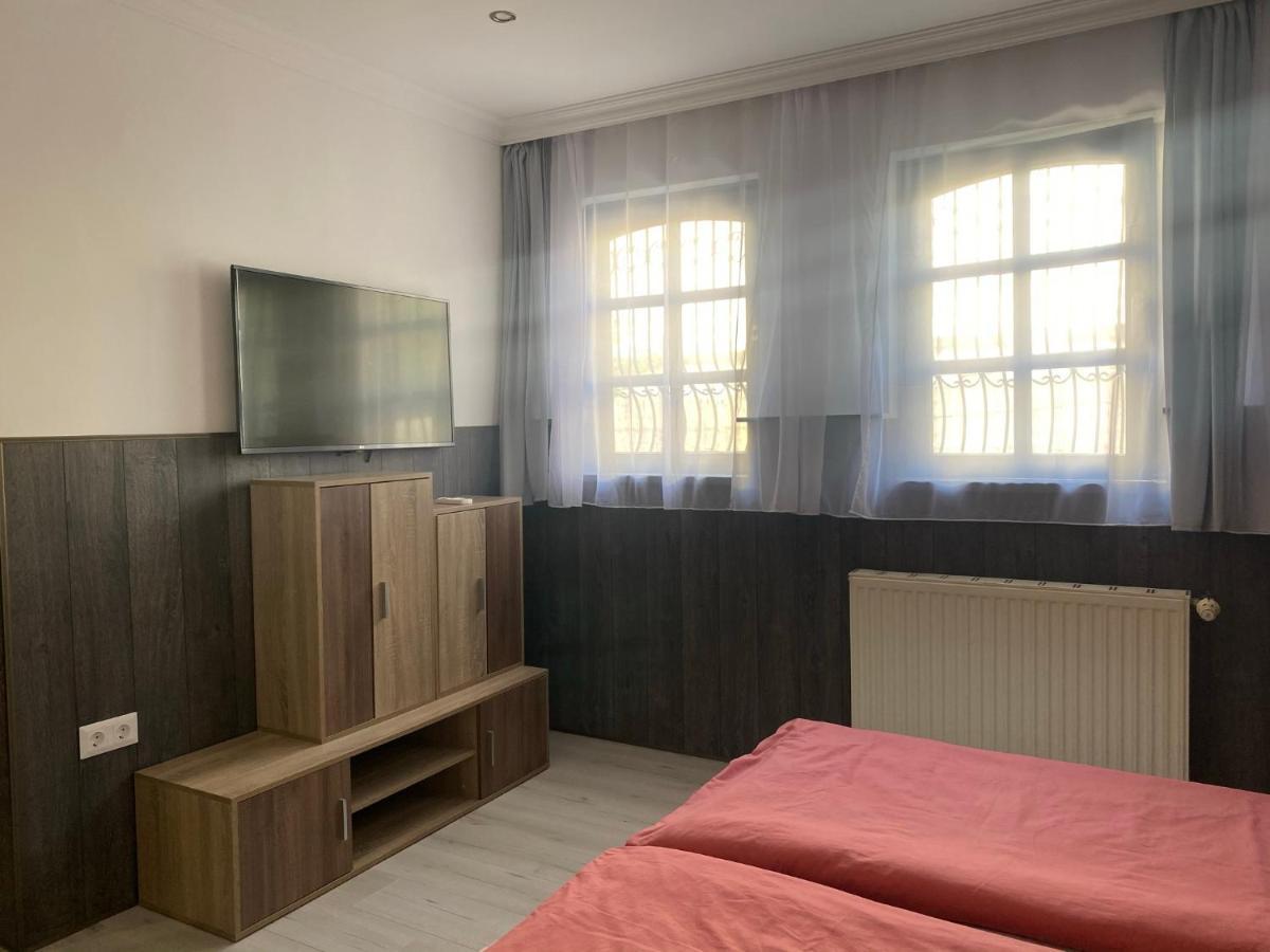 Holiday Apartmanhaz Balatonfüred Buitenkant foto