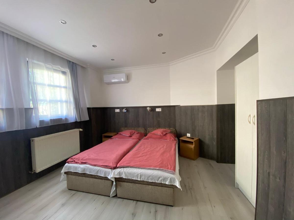 Holiday Apartmanhaz Balatonfüred Buitenkant foto